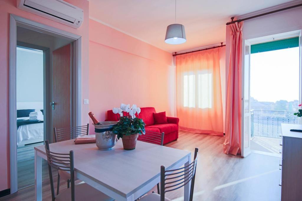 Residence Riviera Mare Pietra Ligure Eksteriør billede
