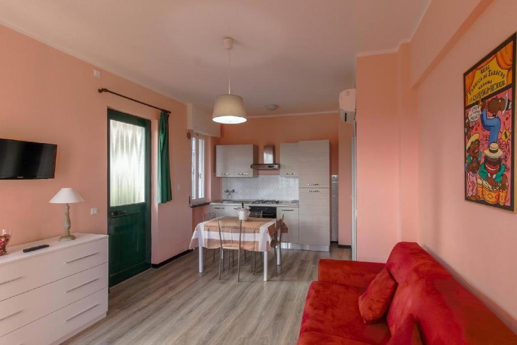 Residence Riviera Mare Pietra Ligure Eksteriør billede